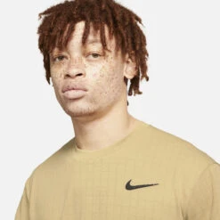 Nike Men's Dri-FIT Breathe Slam Top (Parachute Beige) -Racquetguys CV3840 297 PHSYM001 3144