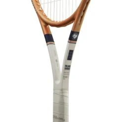 Wilson Blade 98 16x19 V7 Roland Garros 11 Wilson Blade 98 16x19 V7 Roland Garros -Racquetguys WR068611U 5 Blade 98 16x19 Roland Garros OR BU GY.png.cq5dam.web .1200.1200