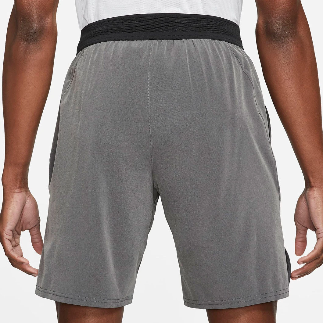Nike Men's Dri-FIT Slam 9 Inch Shorts (Black/Dark Grey) 4 Nike Men's Dri-FIT Slam 9 Inch Shorts (Black/Dark Grey) - Image 2